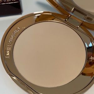 Charlotte Tilbury Airbrush Powder